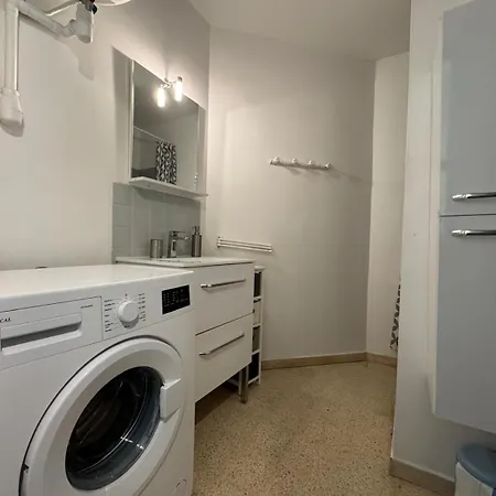 Sol-y-days Goelette, Agreable En Rdc Avec Parking, Proche Du Centre-ville Et De La Apartmán Le Grau-du-Roi